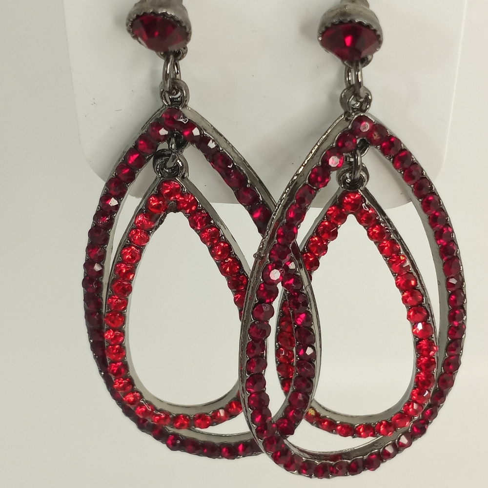 'Ruby Night' Diva Dangle Double Teardrop Earrings